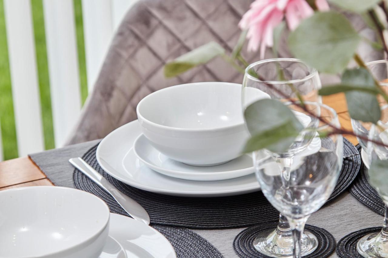 Willa Superb 3Br House In Coventry Sleeps 9 W/Parking Zewnętrze zdjęcie